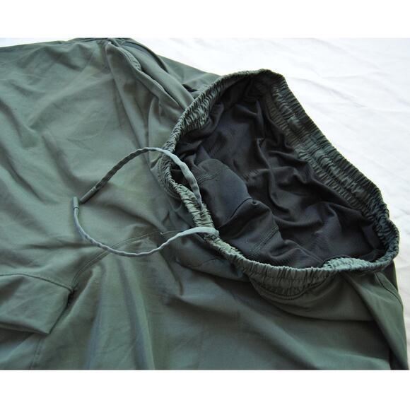 Lululemon Green Athletic Shorts Large - Picture 3 of 13